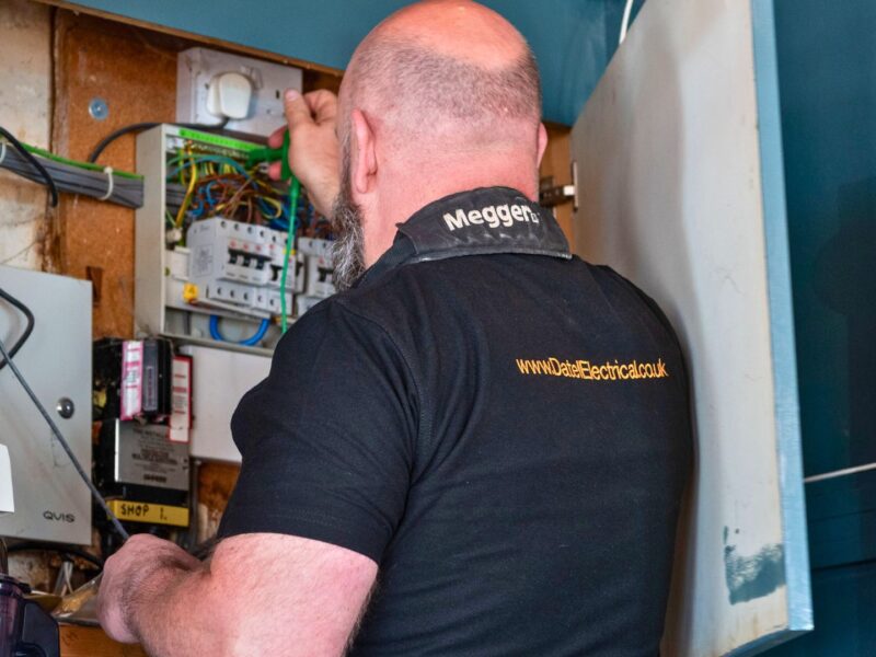 smarter-energy-monitoring-homes-businesses-rentals-devon