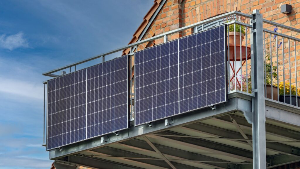 plug-in-solar-balcony